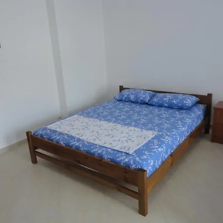 Spiro Vendégház Himara