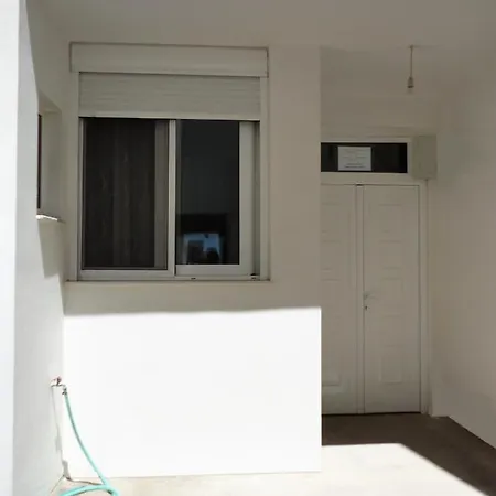 Spiro Guest house Himare