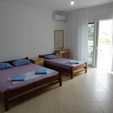 Guest house Spiro